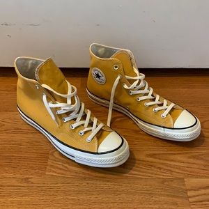 Brand new never worn converse Chuck 70